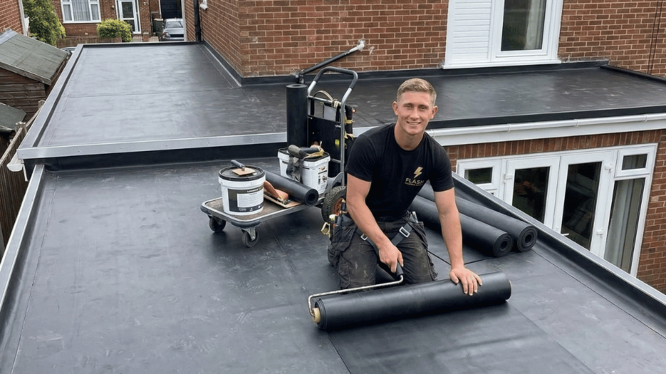 Flat roof EPDM installation by Flash Roofing UK Ltd